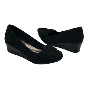 Abella Black Wedge Brelonna Bow Pump Heels Size 7 Women's